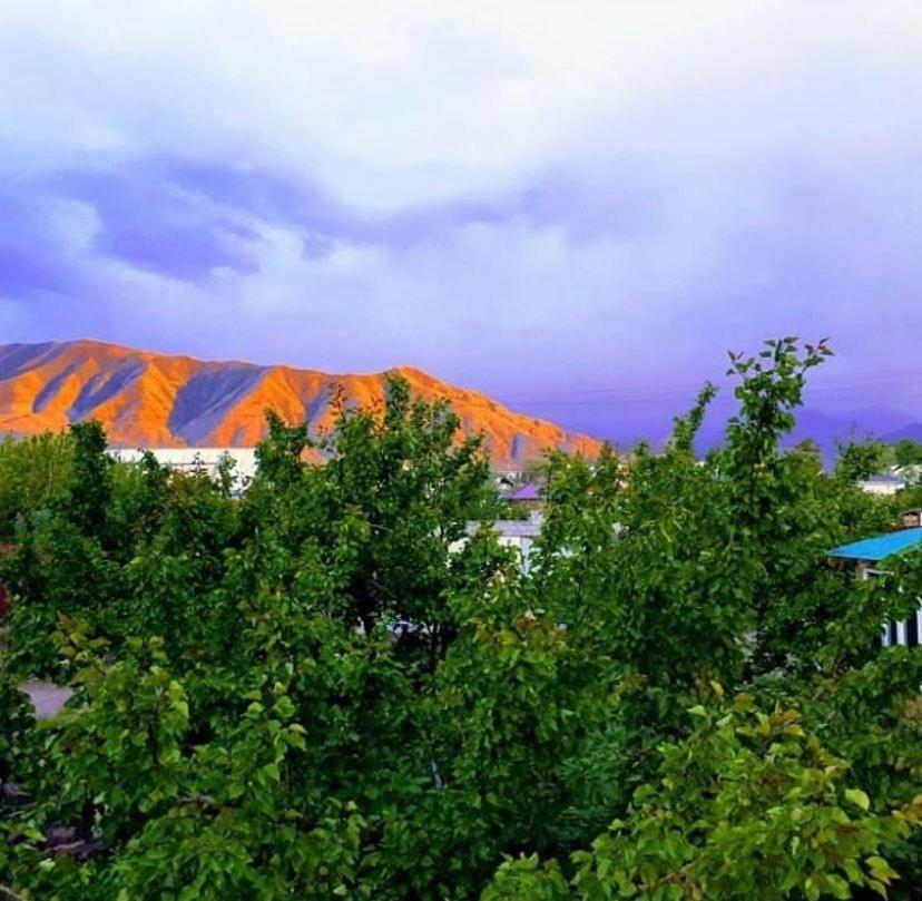Nurgul Hotell Bokonbayevo Exteriör bild